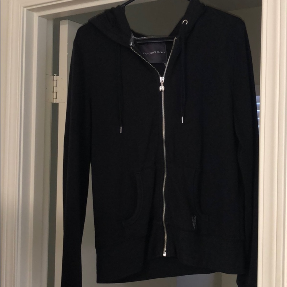🚨Victoria Secret zip up hoodie !!!!!